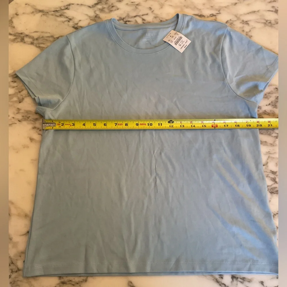 J. Crew Women's Essential short-sleeve crewneck tee Chateau Light Blue XL sliced - Picture 14 of 15